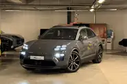 Porsche Macan Base