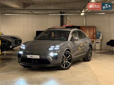 Porsche Macan 2025 Base