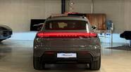Porsche Macan Base