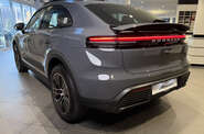 Porsche Macan Base