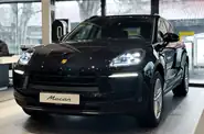 Porsche Macan Base