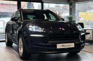 Porsche Macan Base