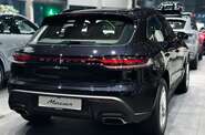 Porsche Macan Base
