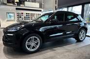 Porsche Macan Base