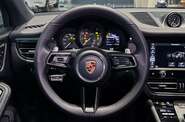 Porsche Macan Base