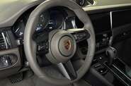 Porsche Macan Base