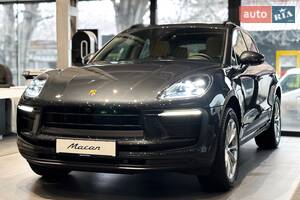 Porsche Macan Base