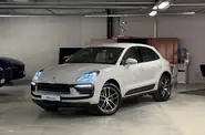 Porsche Macan Base