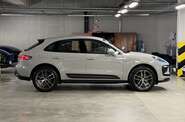 Porsche Macan Base