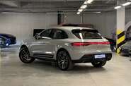 Porsche Macan Base