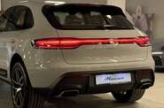 Porsche Macan Base