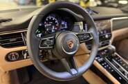 Porsche Macan Base