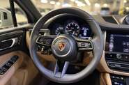 Porsche Macan Base