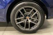 Porsche Macan Base