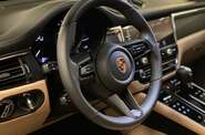 Porsche Macan Base