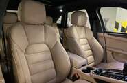Porsche Macan Base