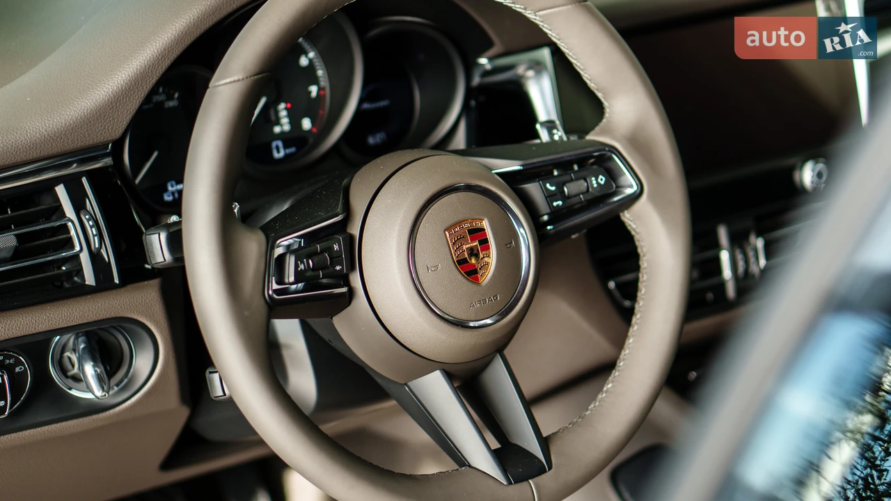 Porsche-14