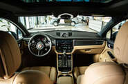Porsche Macan Base