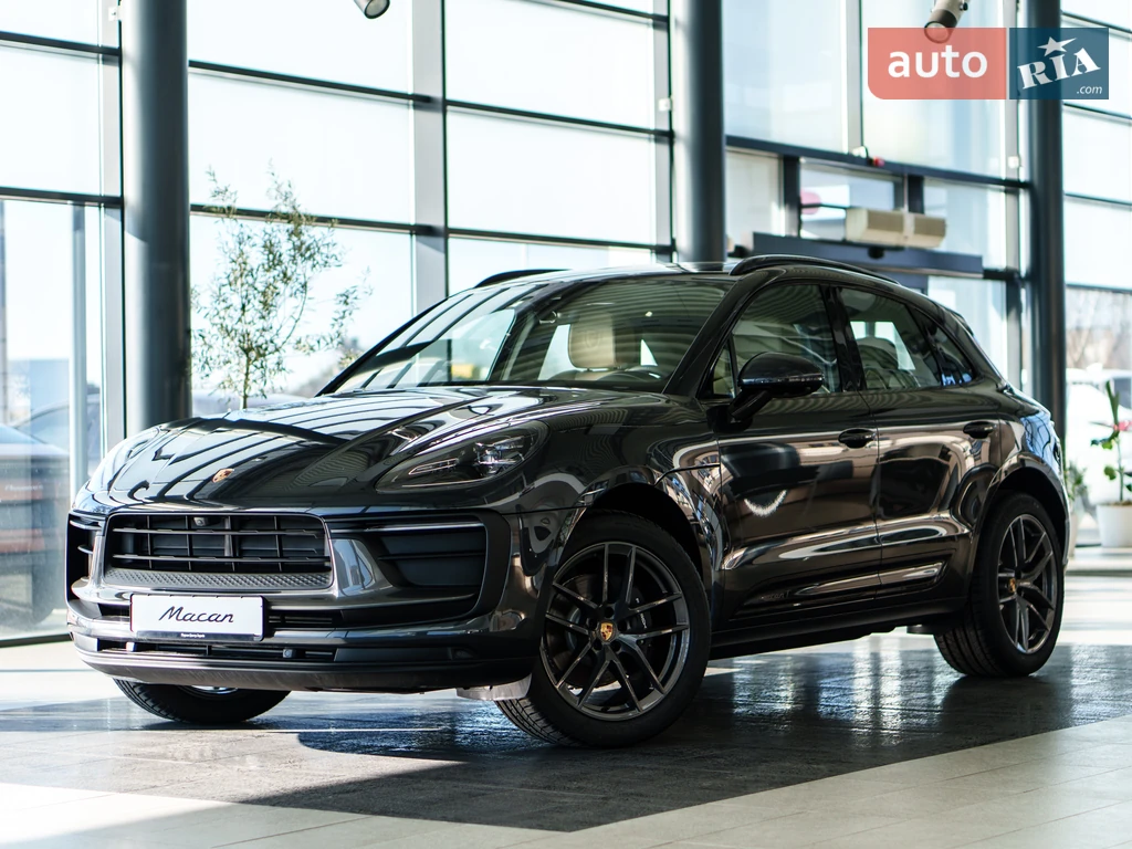 Porsche Macan Base