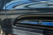 Porsche Macan Base