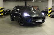 Porsche Macan Base