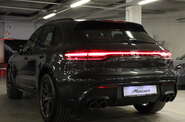 Porsche Macan Base