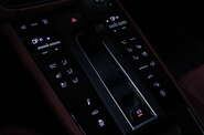 Porsche Macan Base