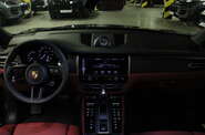 Porsche Macan Base