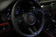 Porsche Macan Base