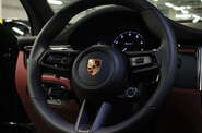Porsche Macan Base