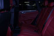 Porsche Macan Base
