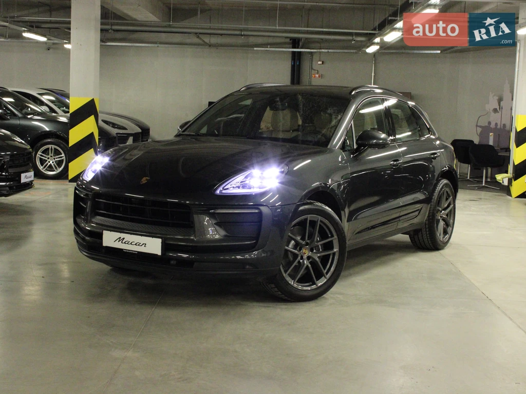 Porsche Macan Base