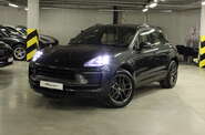 Porsche Macan Base