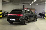 Porsche Macan Base
