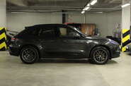 Porsche Macan Base