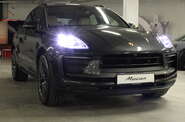 Porsche Macan Base