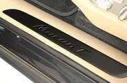 Porsche Macan Base