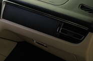 Porsche Macan Base
