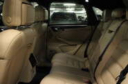 Porsche Macan Base