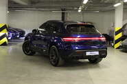 Porsche Macan Base