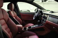 Porsche Macan Base