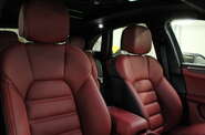 Porsche Macan Base