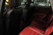 Porsche Macan Base