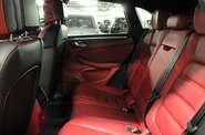 Porsche Macan Base