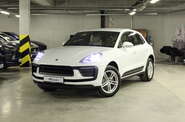 Porsche Macan Base