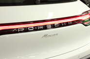 Porsche Macan Base