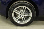 Porsche Macan Base