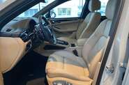 Porsche Macan Base