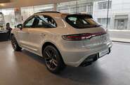 Porsche Macan Base