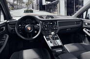 Porsche Macan Base